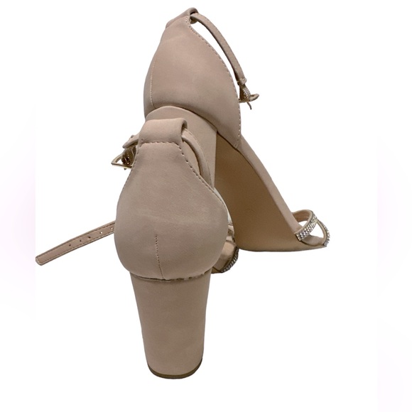 Pageant Heels, Women’s Size 7, Nude - Picture 2 of 2